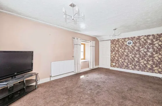 3 bed Apartment