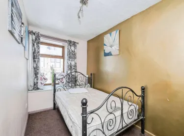 3 bed Apartment