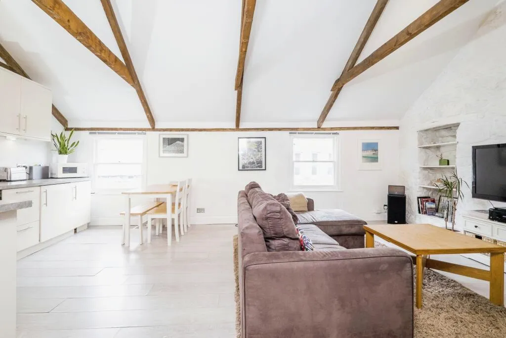 2 bed Apartment