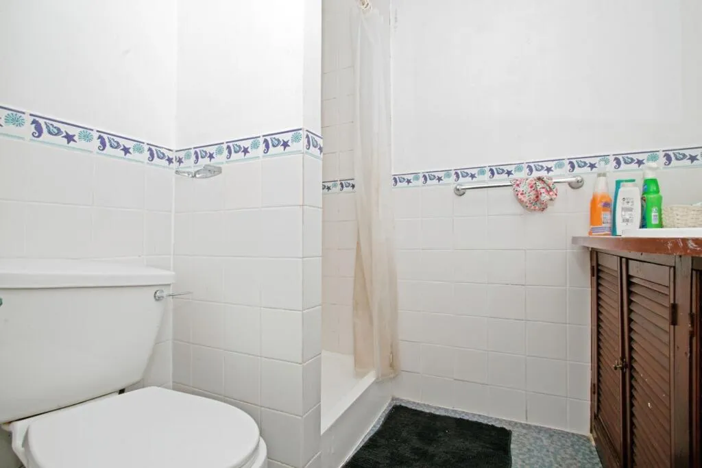 3 bed End of Terrace