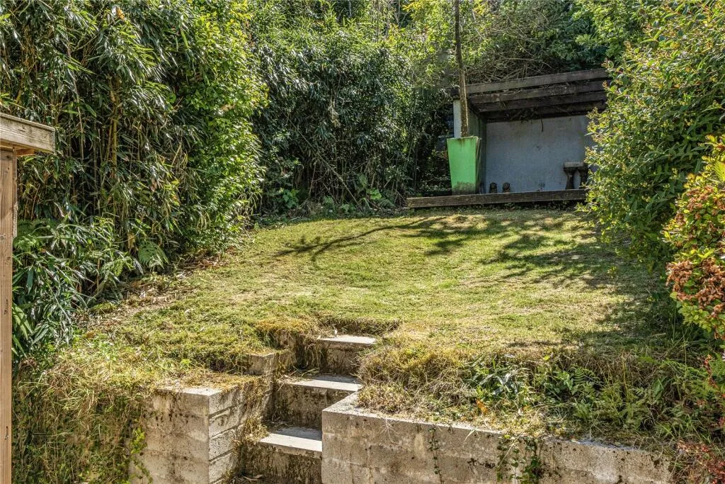 1 bed Semi-Detached