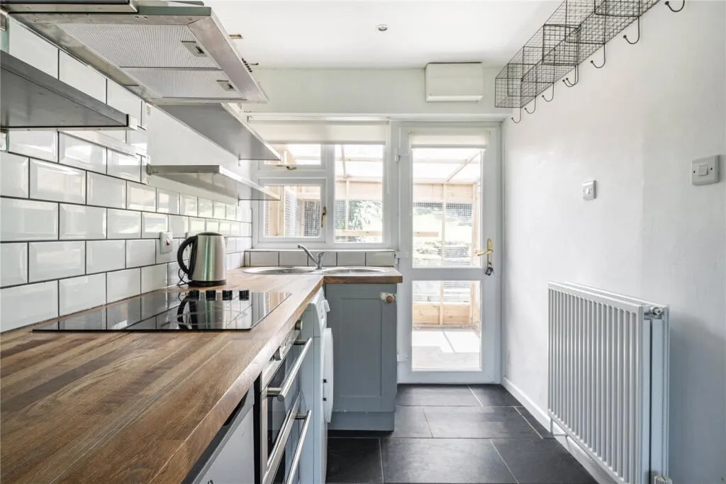 1 bed Semi-Detached