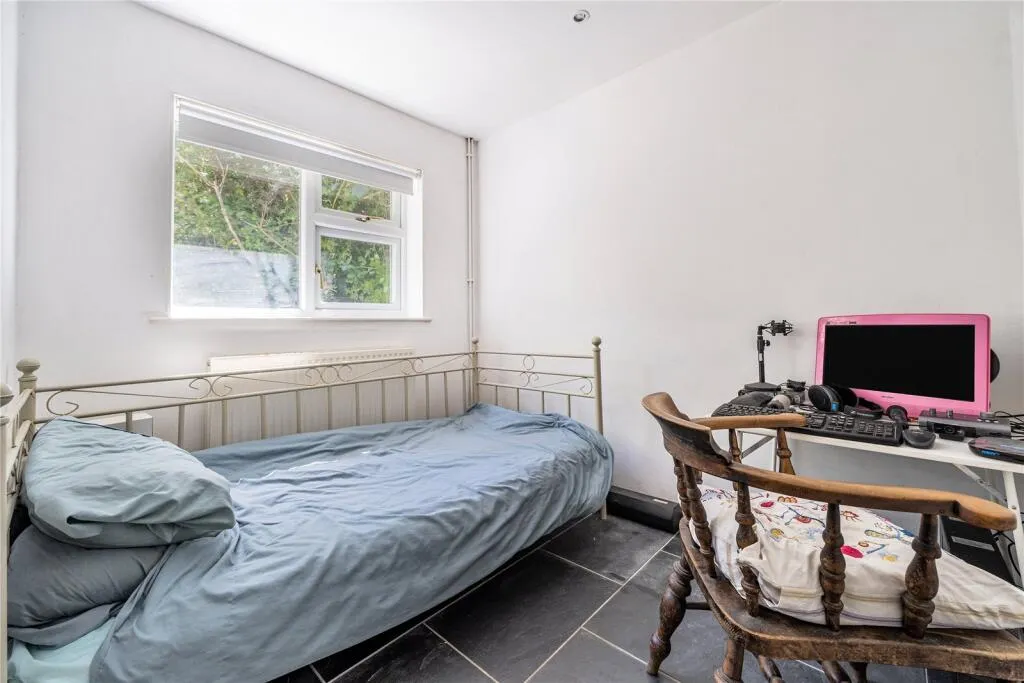 1 bed Semi-Detached