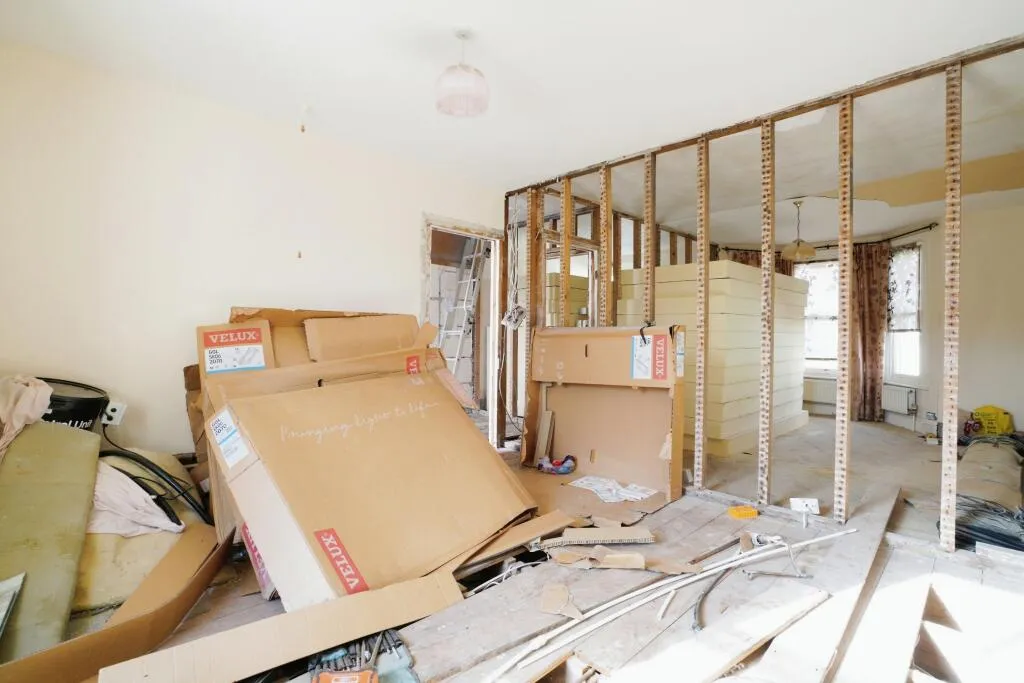 3 bed End of Terrace