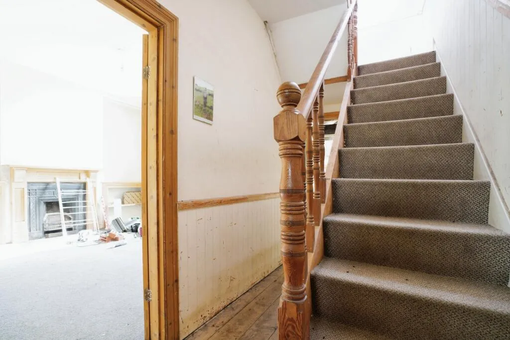 3 bed End of Terrace