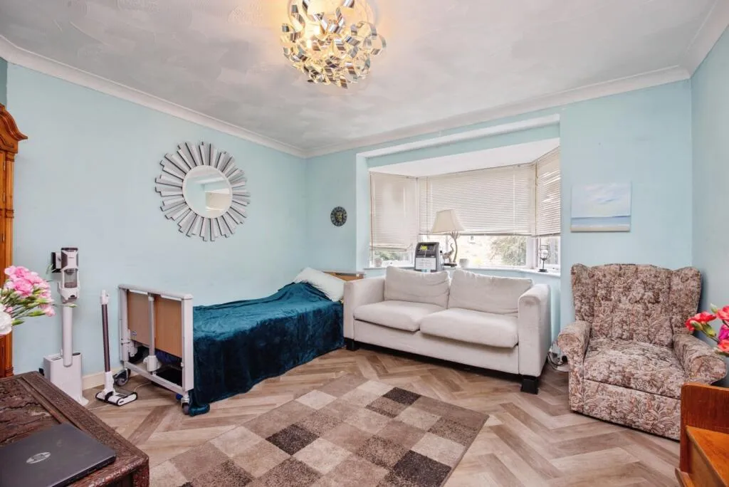 2 bed Semi-Detached