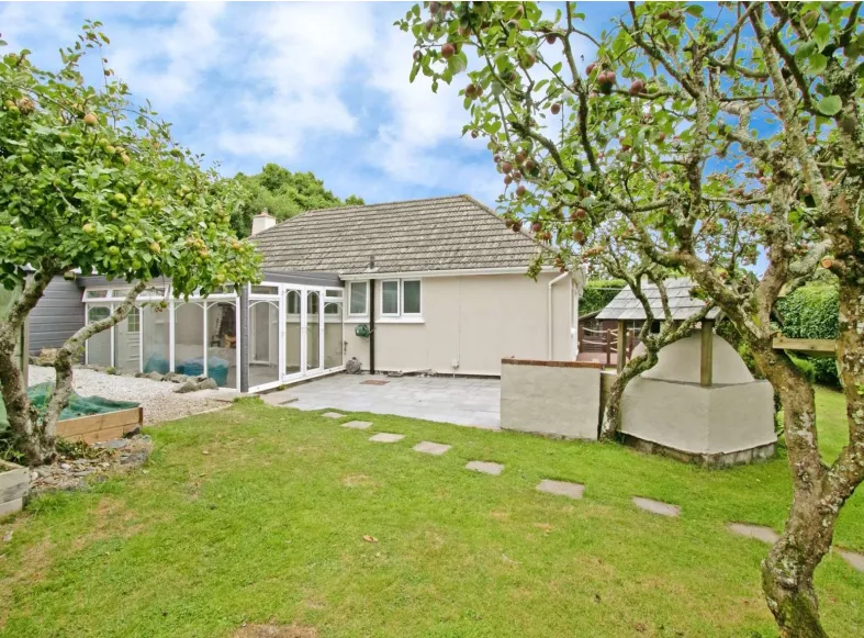 3 bed Detached Bungalow