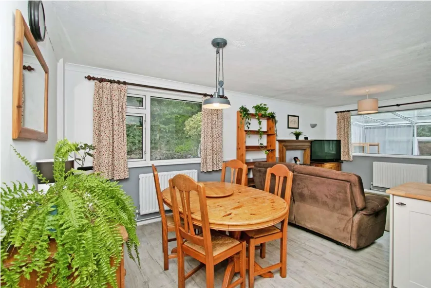 3 bed Detached Bungalow