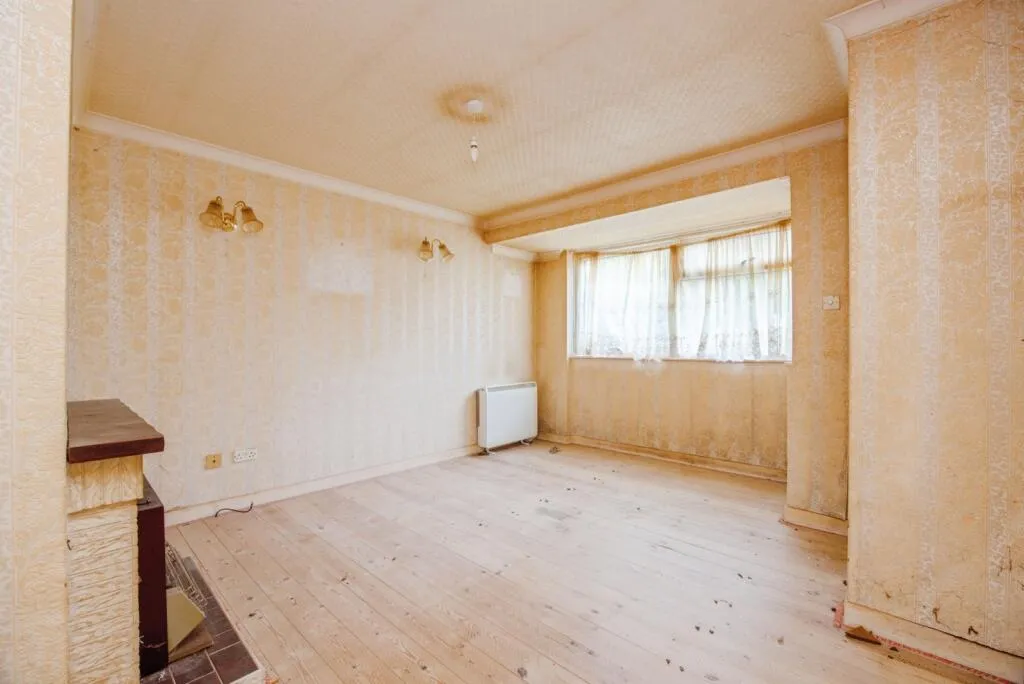 3 bed Semi-Detached