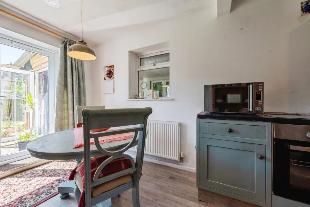 3 bed Semi-Detached