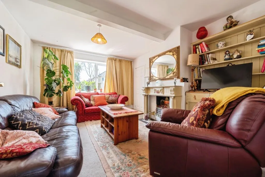 3 bed Semi-Detached