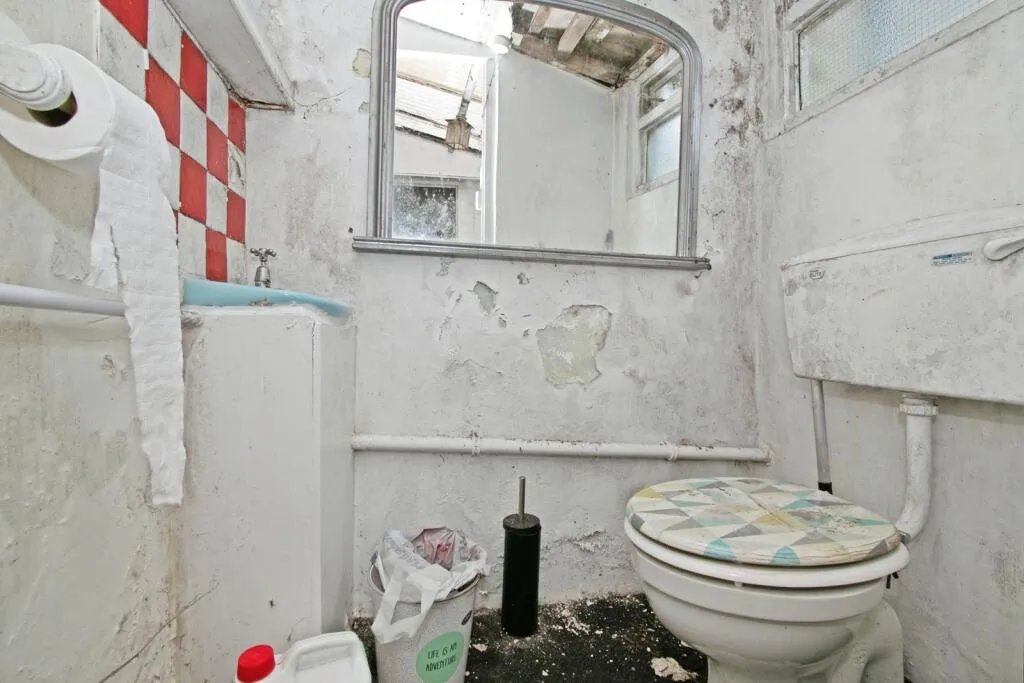 2 bed Character Property