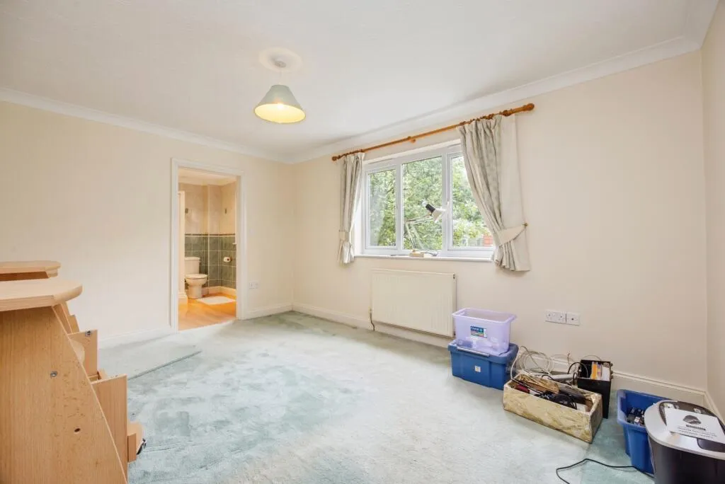 3 bed Detached Bungalow