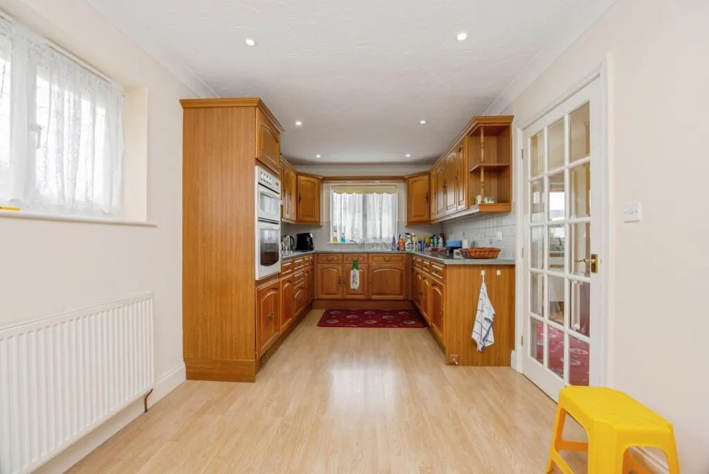 3 bed Detached Bungalow