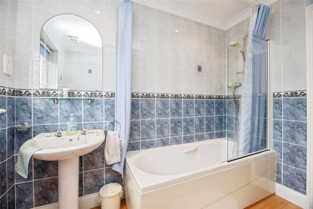 3 bed Detached Bungalow