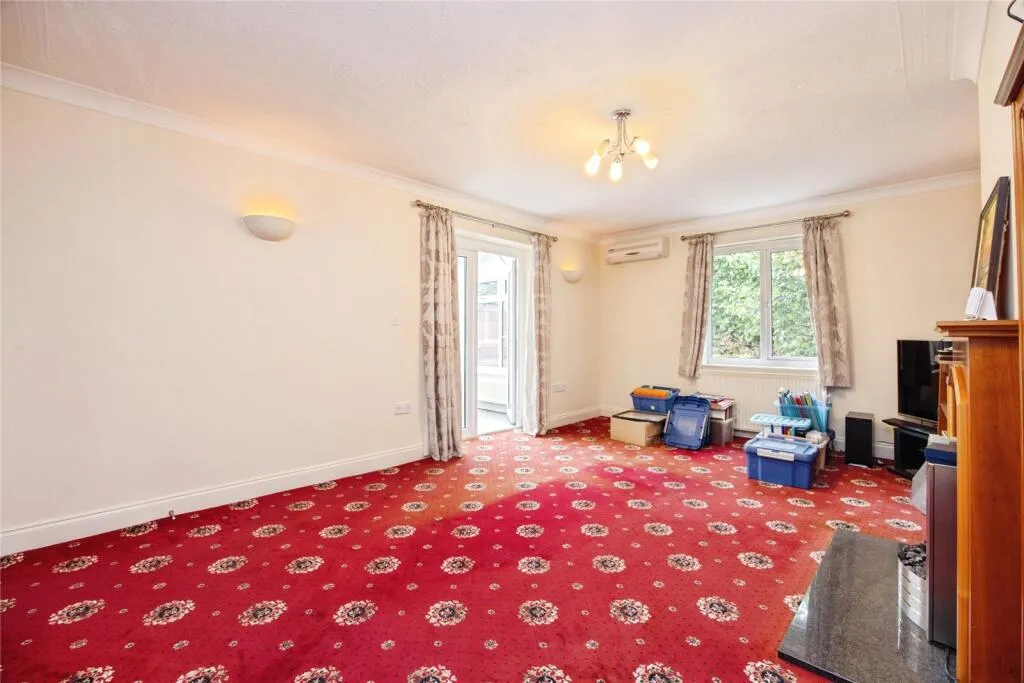 3 bed Detached Bungalow
