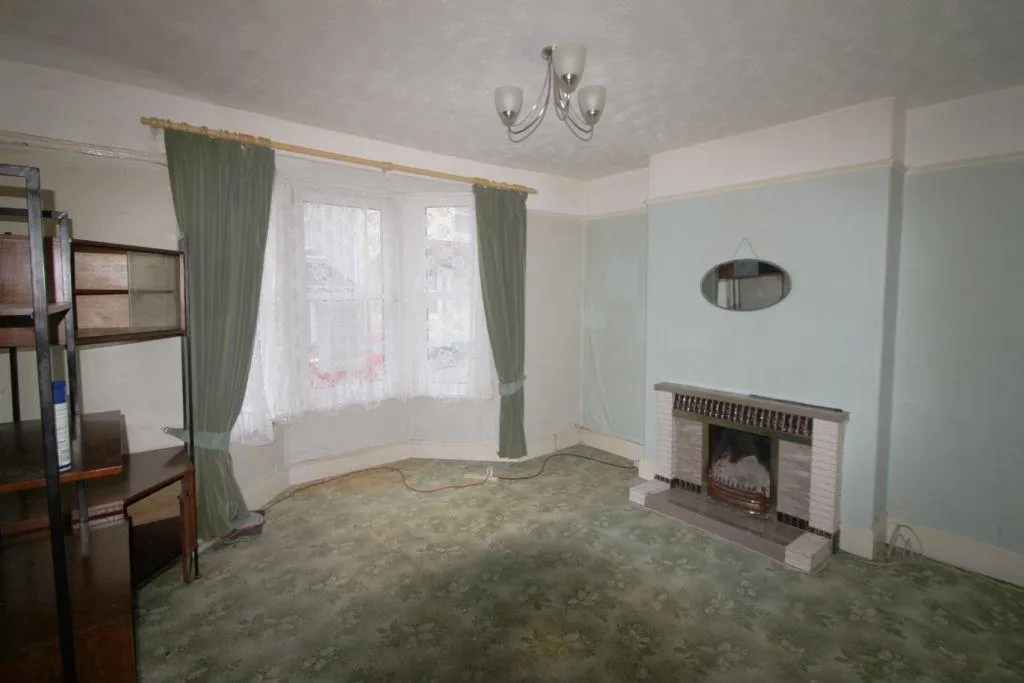 2 bed Semi-Detached