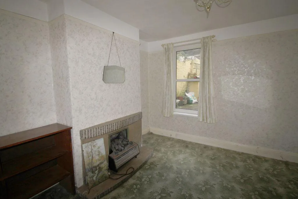2 bed Semi-Detached