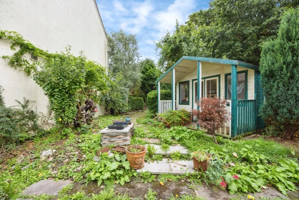 2 bed Semi-Detached