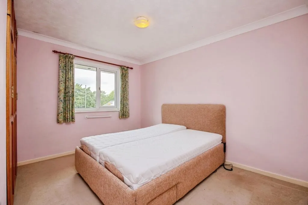2 bed Semi-Detached