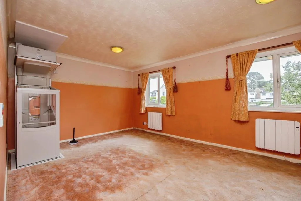 2 bed Semi-Detached
