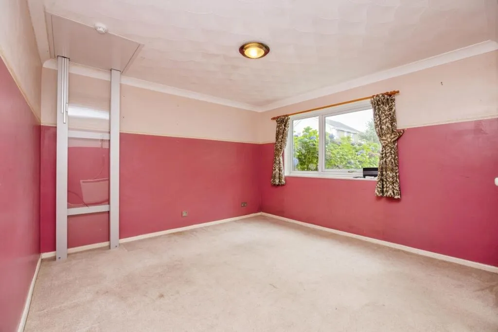 2 bed Semi-Detached
