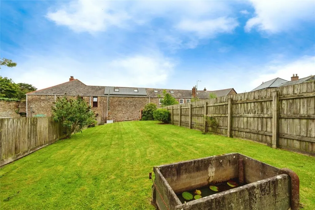 3 bed Character Property
