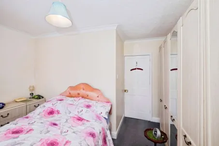 2 bed Terraced