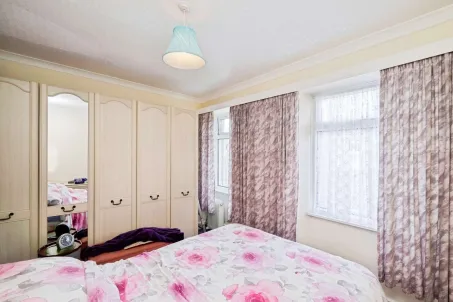 2 bed Terraced