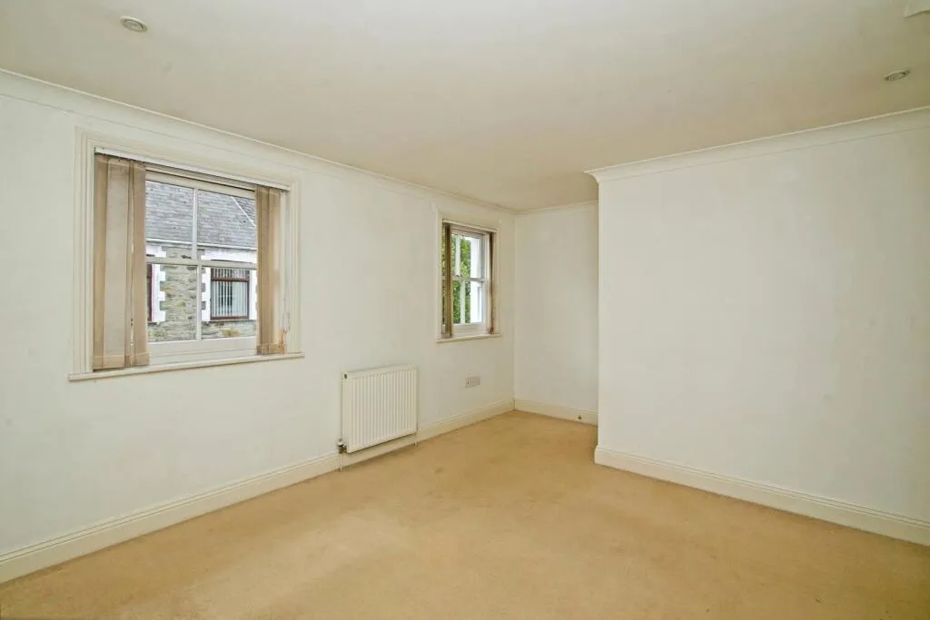 2 bed Terraced