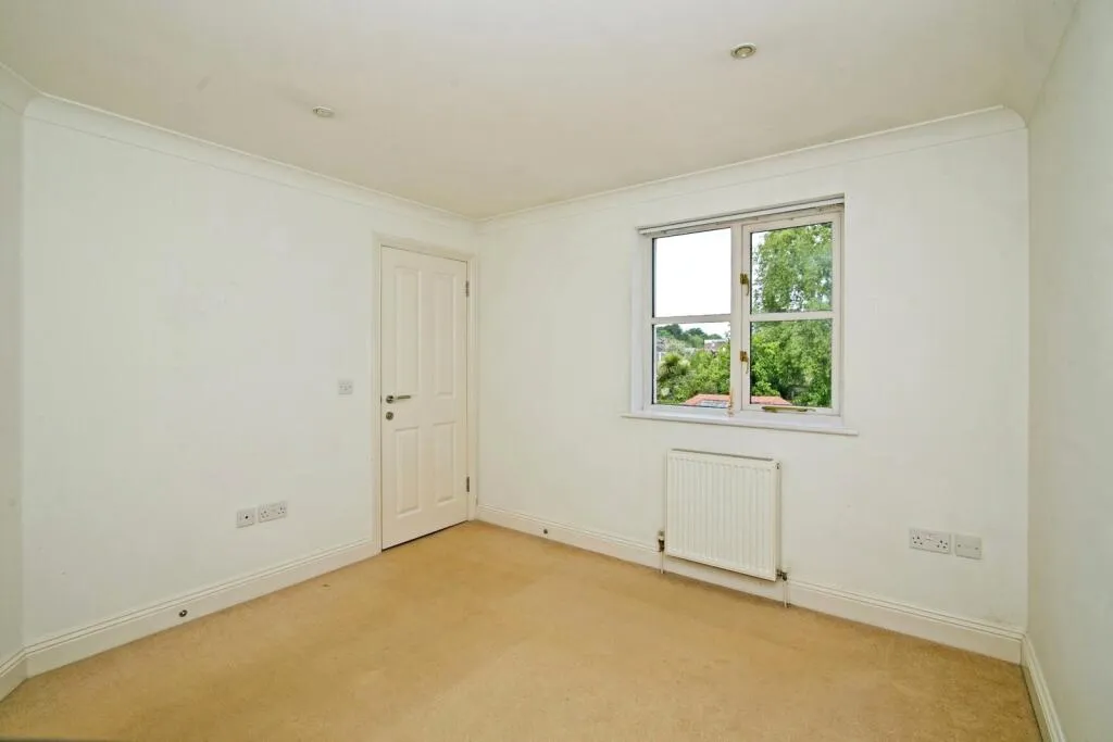 2 bed Terraced