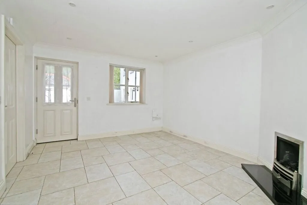 2 bed Terraced