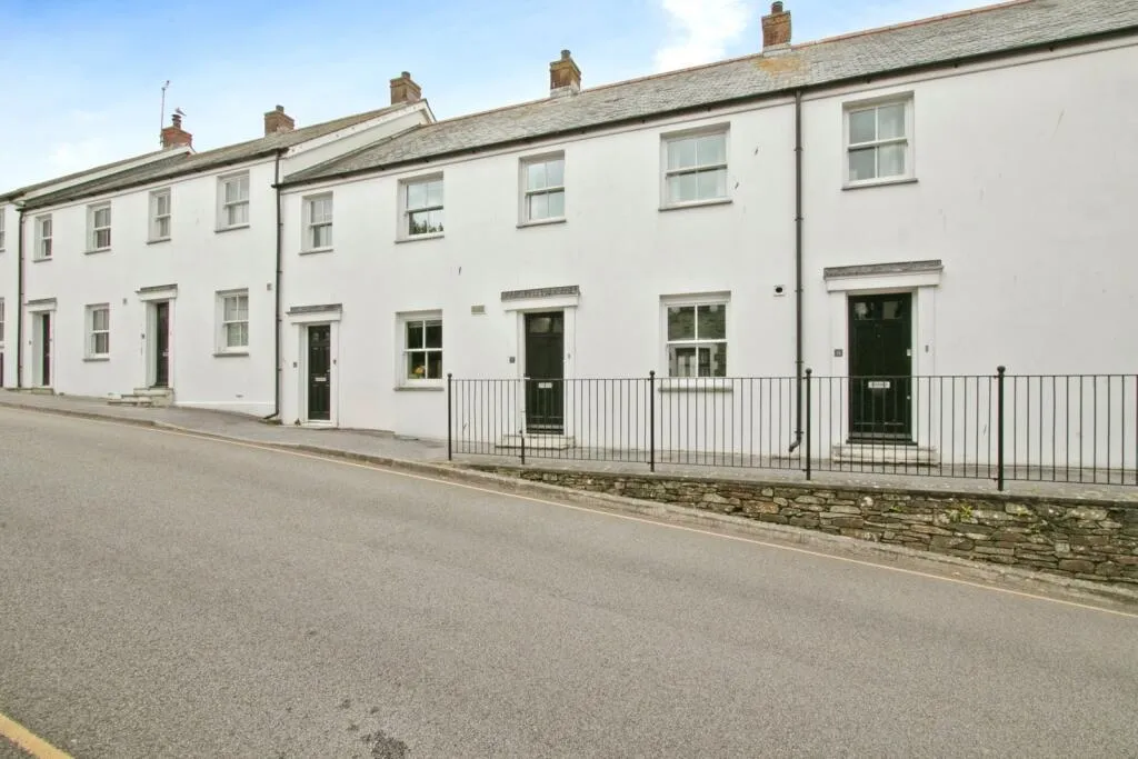 2 bed Terraced