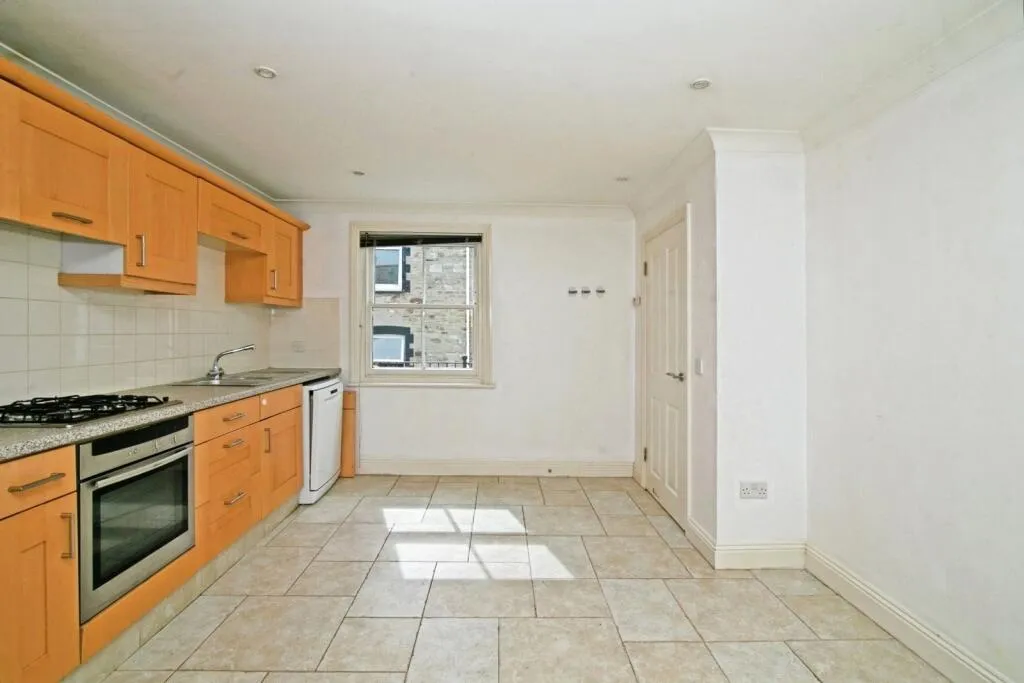 2 bed Terraced