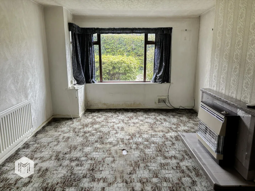 2 bed Semi-Detached Bungalow