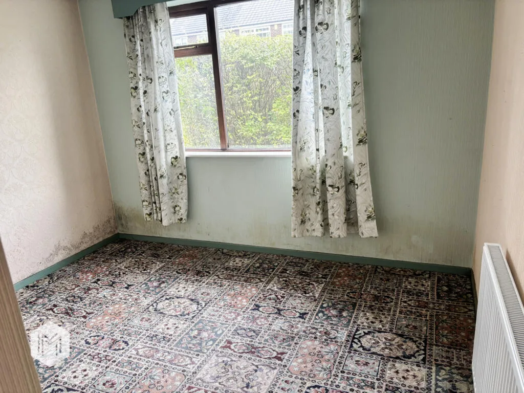 2 bed Semi-Detached Bungalow