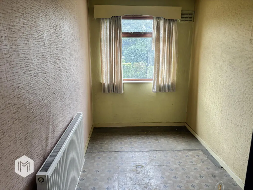 2 bed Semi-Detached Bungalow
