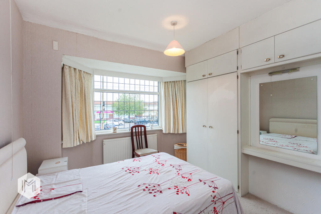 3 bed Semi-Detached