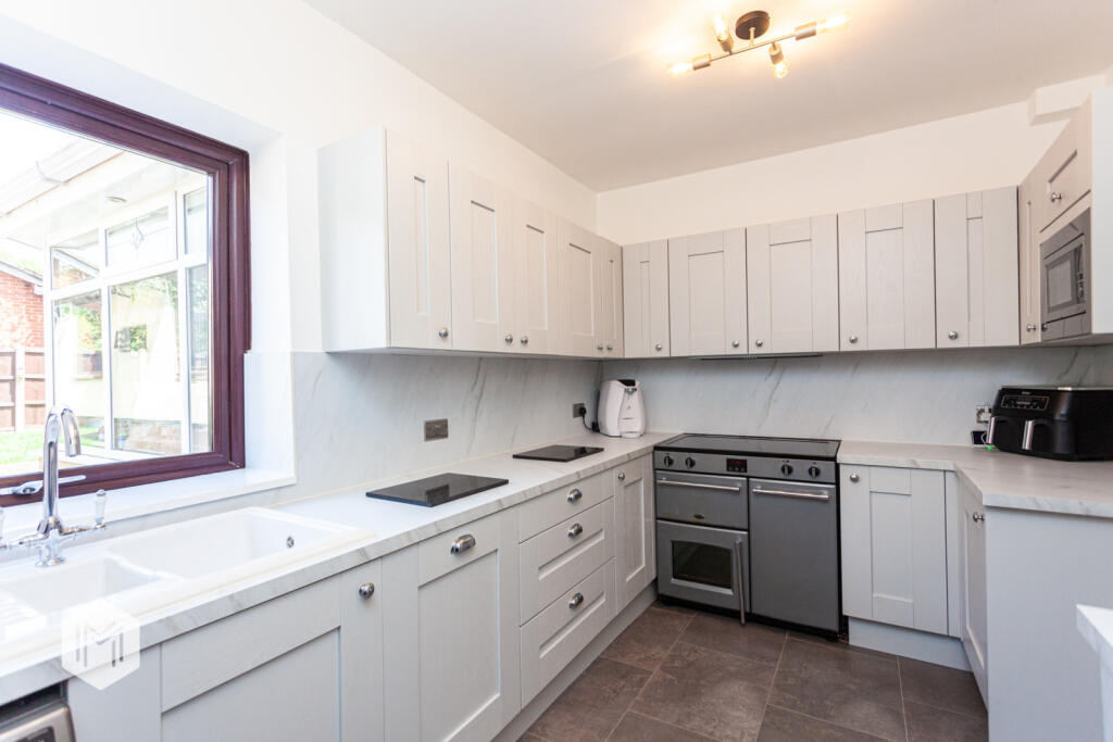 3 bed Semi-Detached
