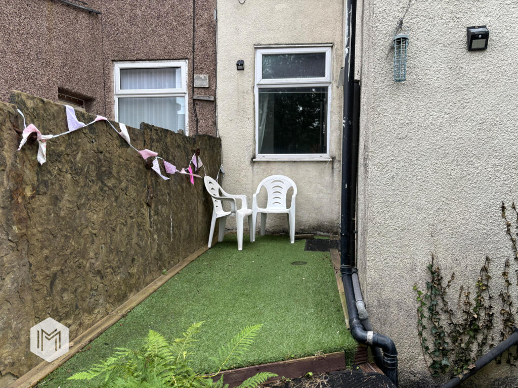 3 bed Terraced