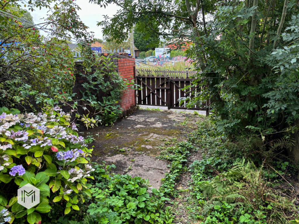 3 bed Terraced