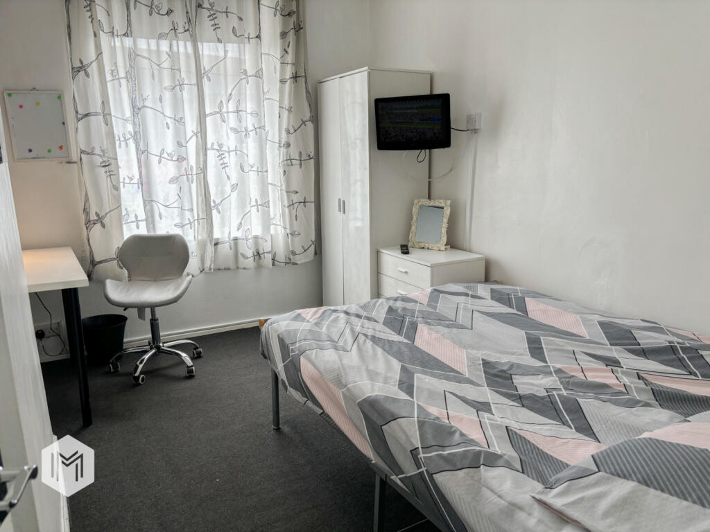 3 bed Terraced