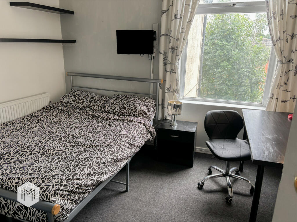3 bed Terraced