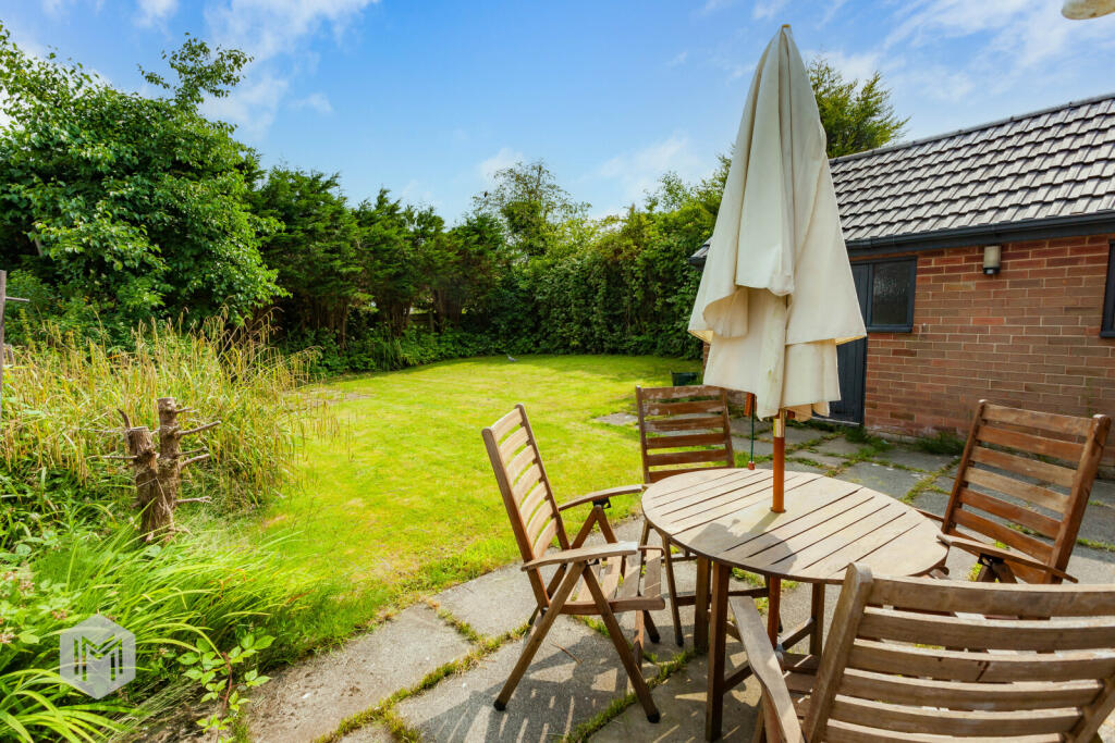 2 bed Semi-Detached