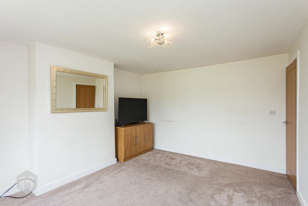 2 bed Semi-Detached