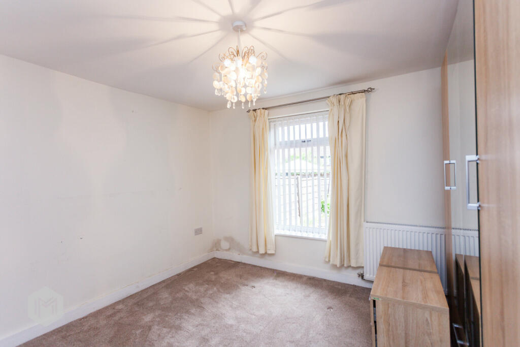 2 bed Semi-Detached
