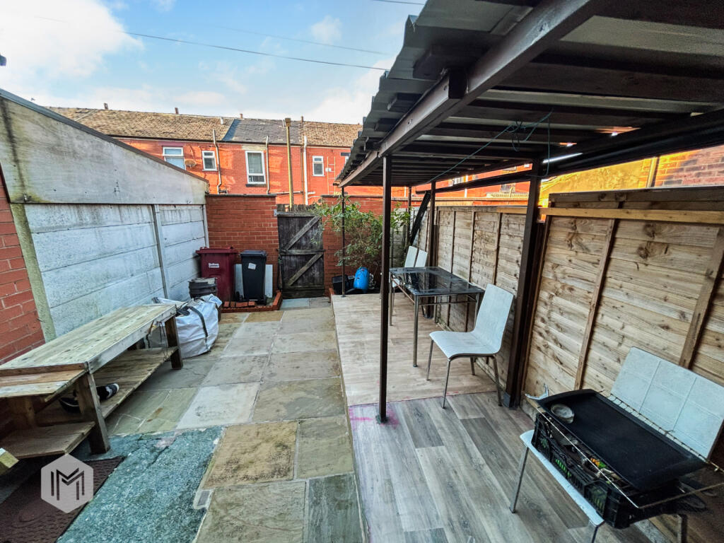 2 bed Terraced