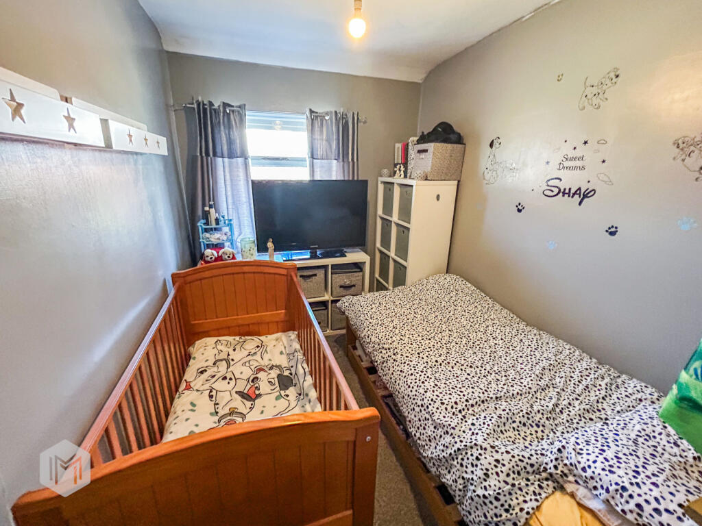 4 bed Terraced