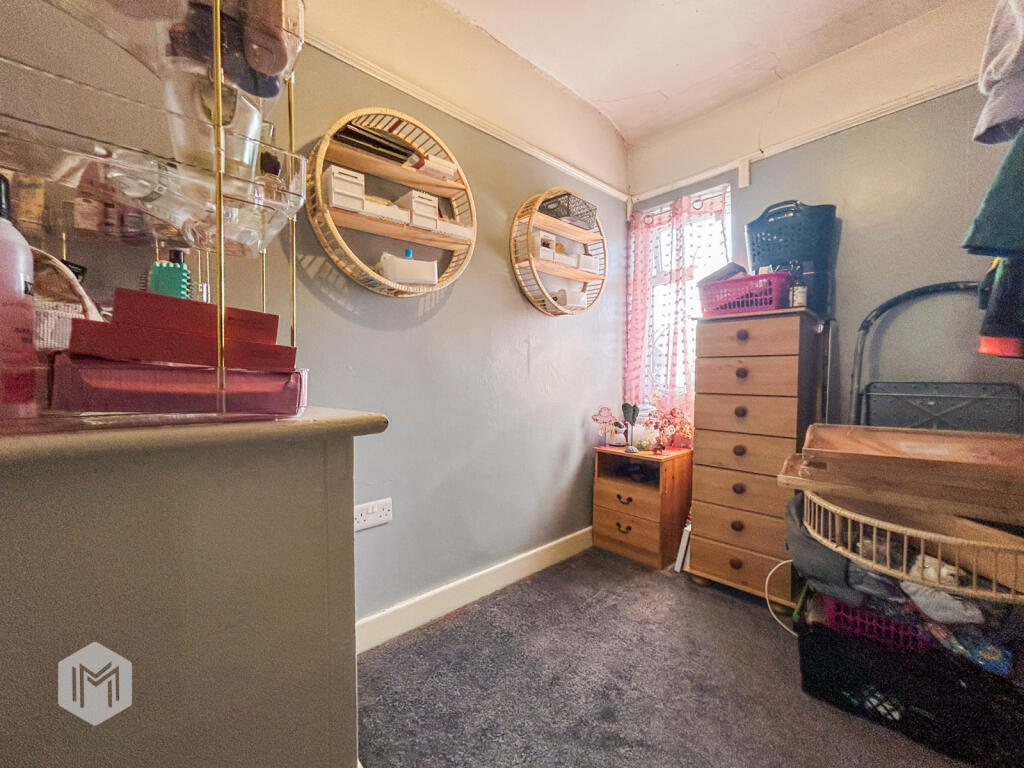 4 bed Terraced
