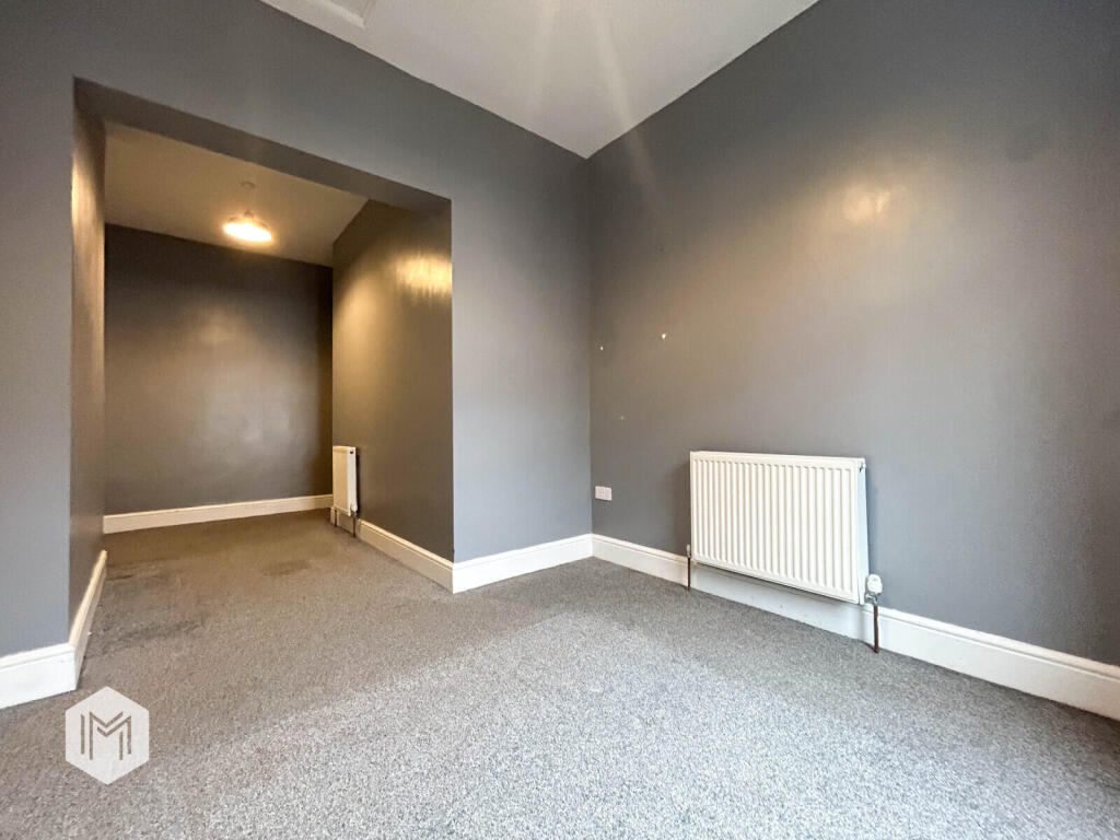 3 bed End of Terrace